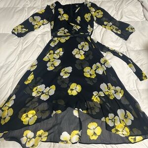 Tommy Hilfiger Black and Yellow V-Neck Sundress